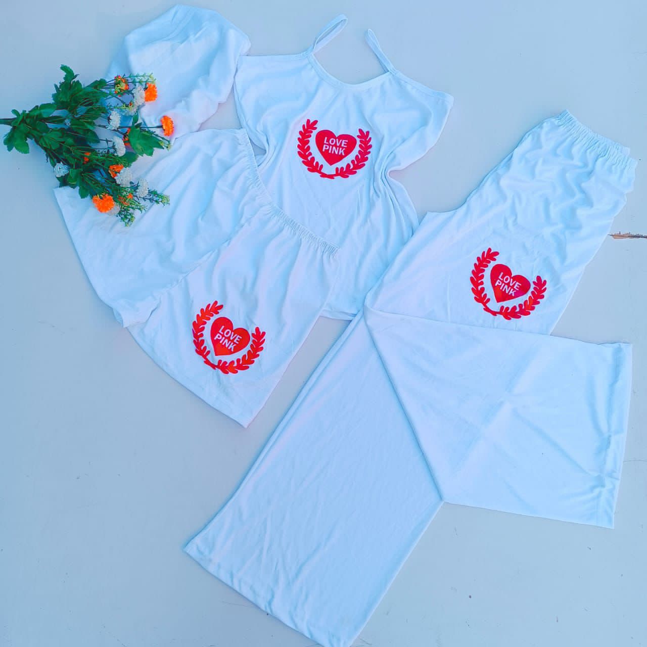 cheap  Beauty clothes for ladies . buy and sale China, Europe, Turkey, German in wholesale prices Cameroon. Female wears,of all colors 
