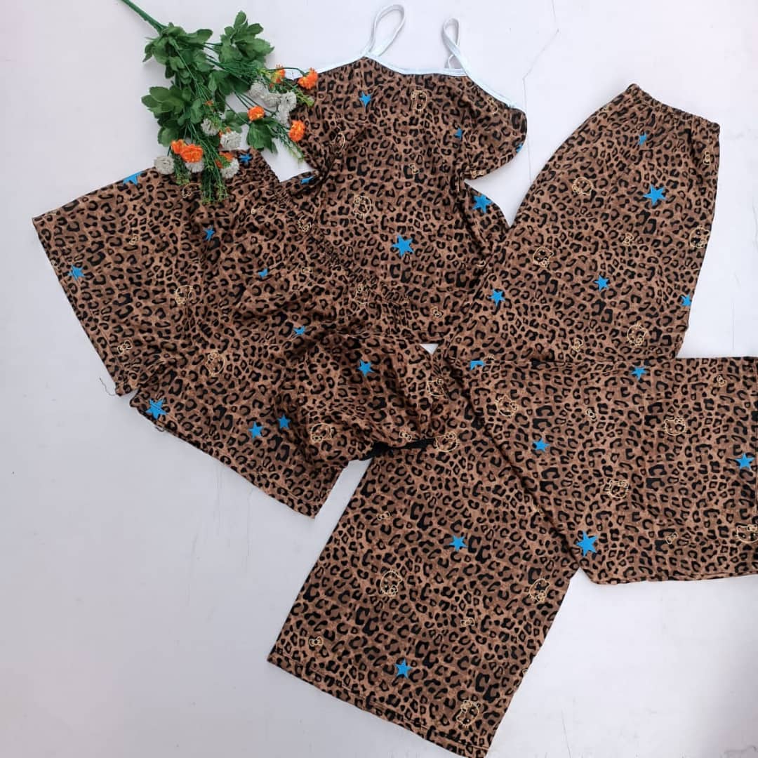 cheap  Beauty clothes for ladies . buy and sale China, Europe, Turkey, German in wholesale prices Cameroon. Female wears,of all colors 
