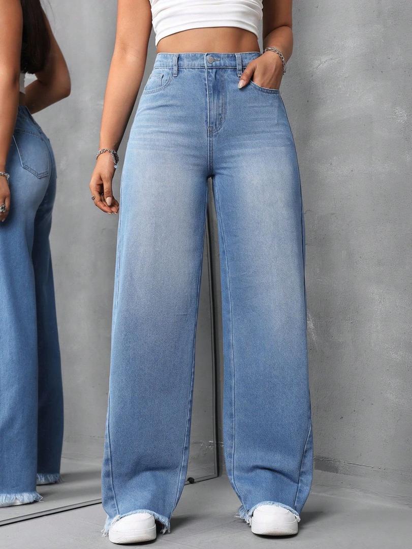 cheap  Boy Jean trousers . buy and sale China, Europe, Turkey, German in wholesale prices Cameroon. Nice good jeans trousers for both men and women 